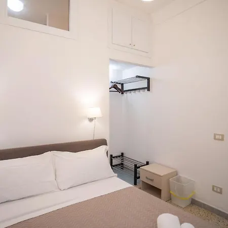 Al Centro Del Corso *